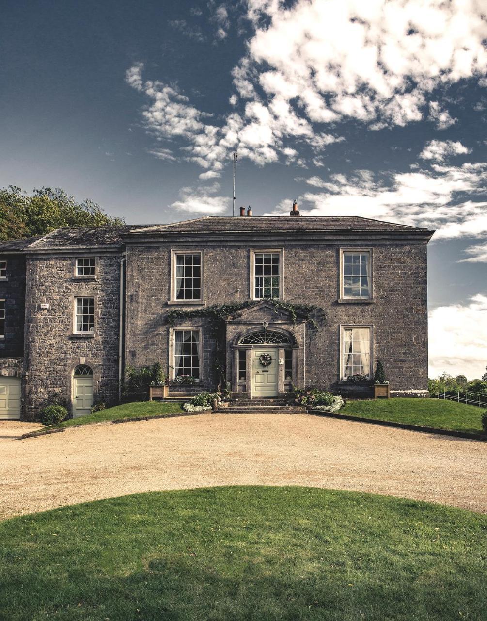 The Millhouse Hotel Slane Exterior photo